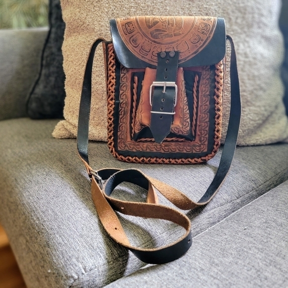 Handmade Tooled Leather Crossbody Satchel Bag Black Brown Made in Mexico - Picture 1 of 16